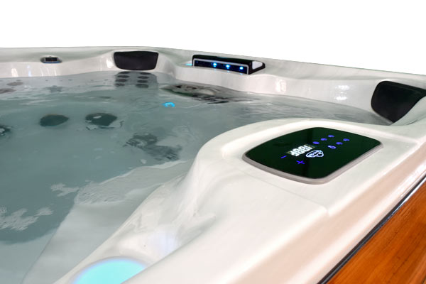 5 myths about salt water pool systems